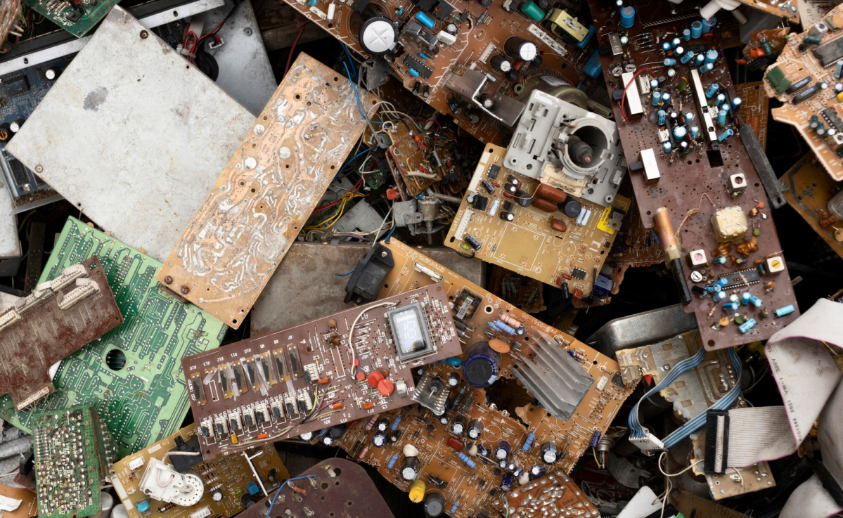 #Mystery | Handy, Smartphone & Co. – Rohstoffabbau und&nbsp;Elektroschrott